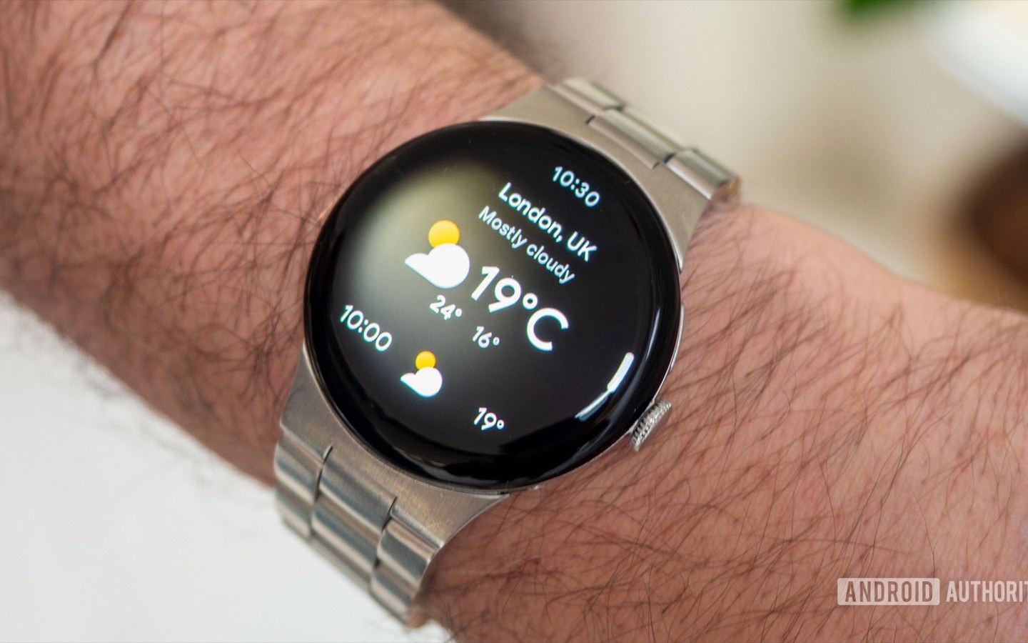 Article image for Google Refreshes Pixel Watch Clock and Stopwatch Icons Ahead of Pixel Watch 5