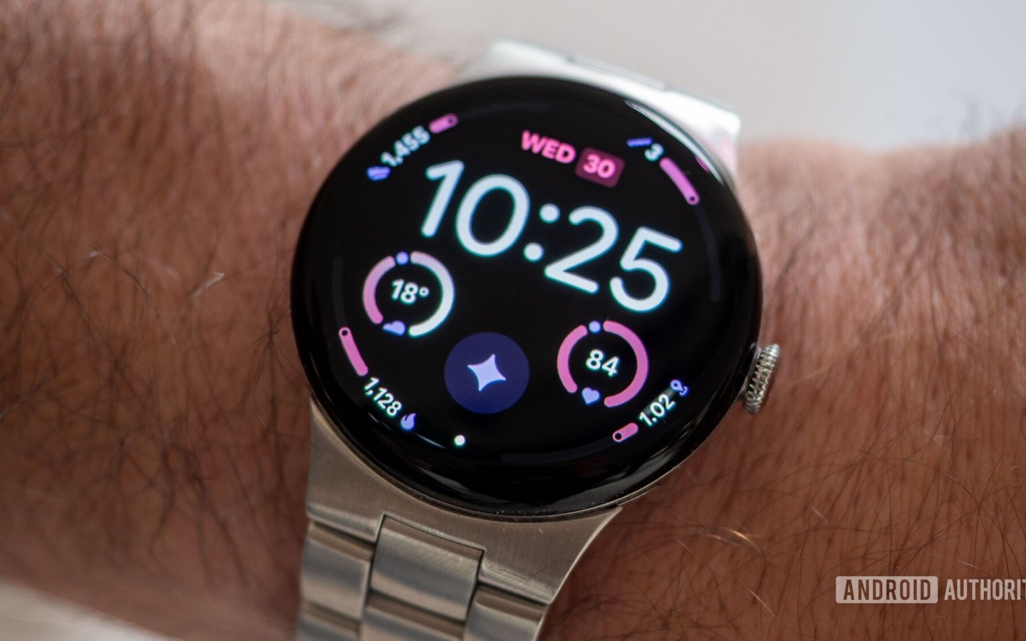 Article image for Google Pixel Watch 4 LTE drops to $349.99 in one of its best Amazon deals yet