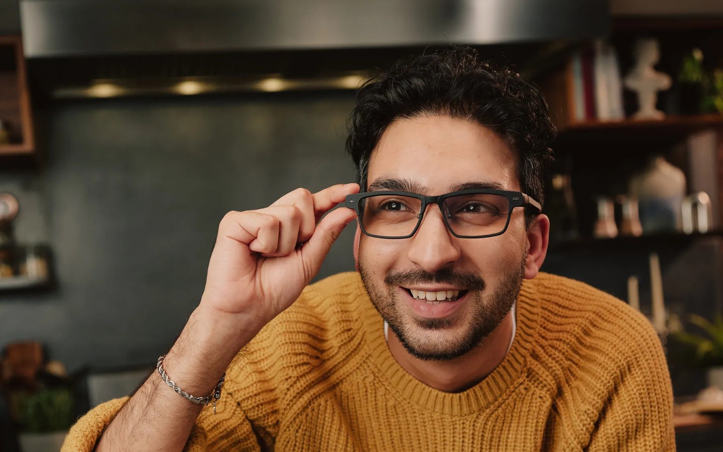 Article image for 'MemoMind One' Display Smart Glasses Blast Past $500K Crowdfunding Mark