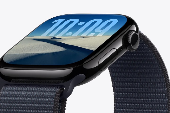 Article image for Apple Watch Series 11 vs Apple Watch SE: Buying guide