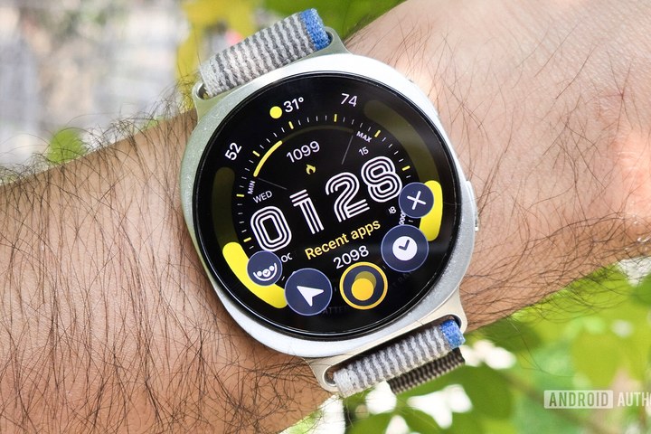 Article image for Galaxy Watch 8 owners in the US can now take One UI 9 Watch for a spin