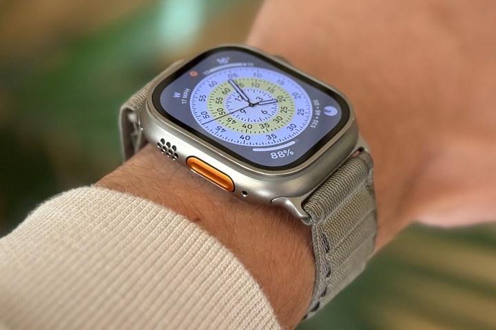 Article image for How to update the Apple Watch to the latest software