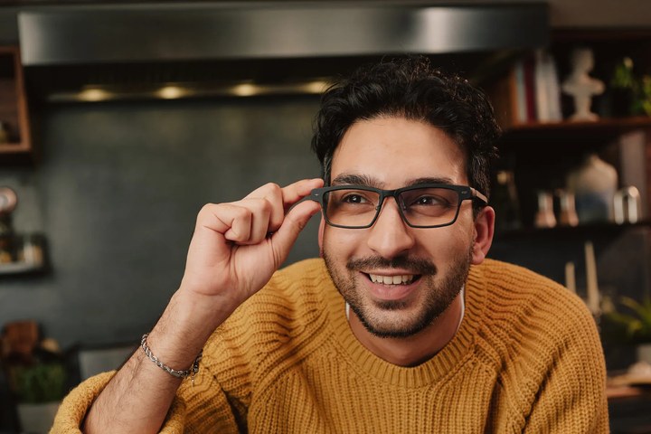 Article image for 'MemoMind One' Display Smart Glasses Blast Past $500K Crowdfunding Mark