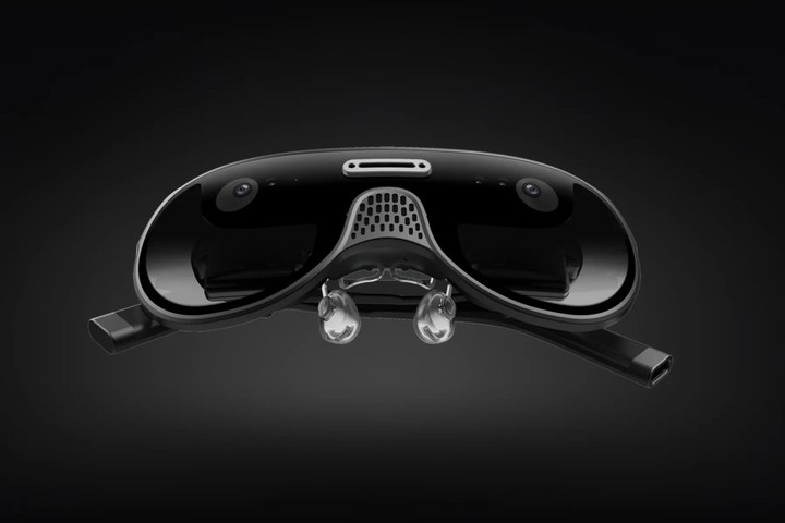 Article image for 'URXR One' Mixed Reality Glasses Kickstarter Passes $500K in First 24 Hours