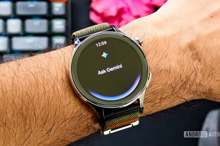 Article image for Wear OS users can't get Gemini to control their smart home